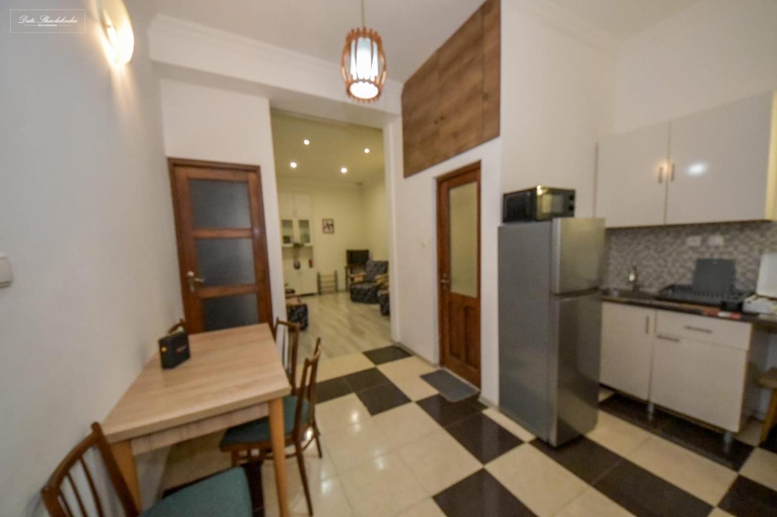 Apartment Soho Tabidze Кутаиси Екстериор снимка