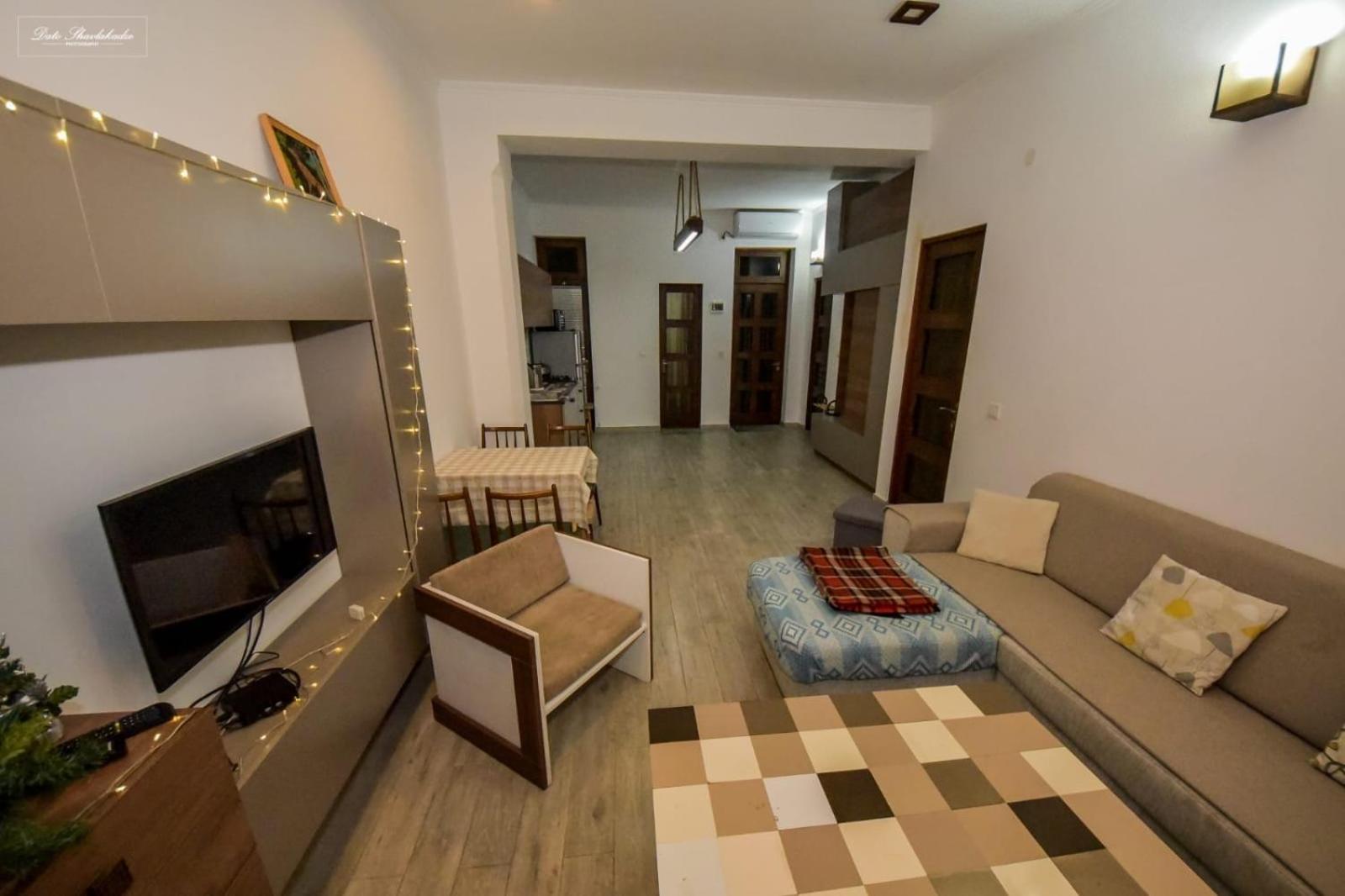Apartment Soho Tabidze Кутаиси Екстериор снимка